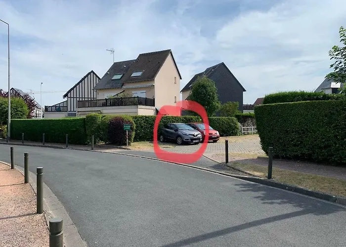 Rez De Jardin בית נופש *